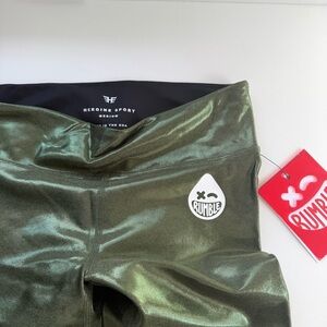 Rumble Shimmering Olive Leggings
